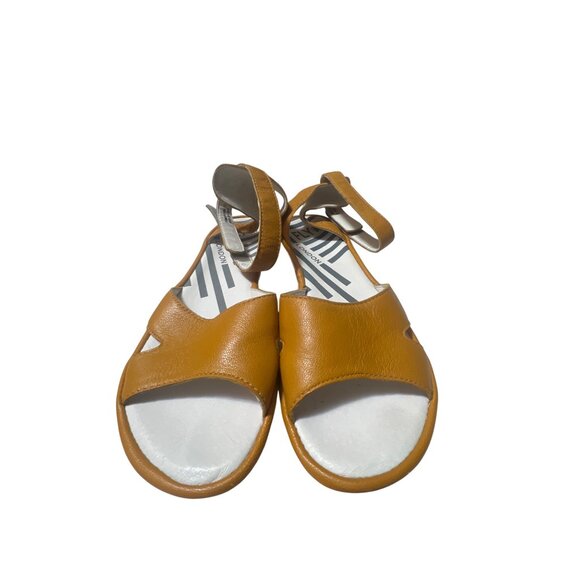 Fly London Womens Size 7.5-8 Leather‎ Sandals Tan Ankle Strap - Picture 2 of 7